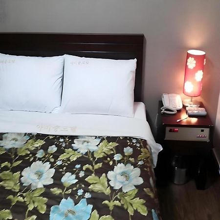 Jongro Nova Motel Seoul Exterior photo